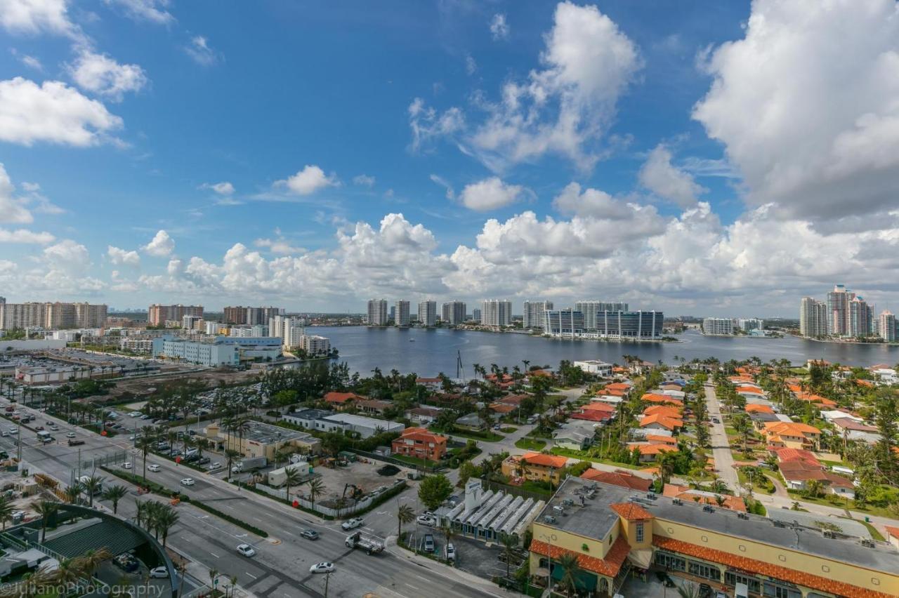 Ocean View 25Th Floor At Marenas Beach Resort By Ammosfl ไมอามีบีช ภายนอก รูปภาพ